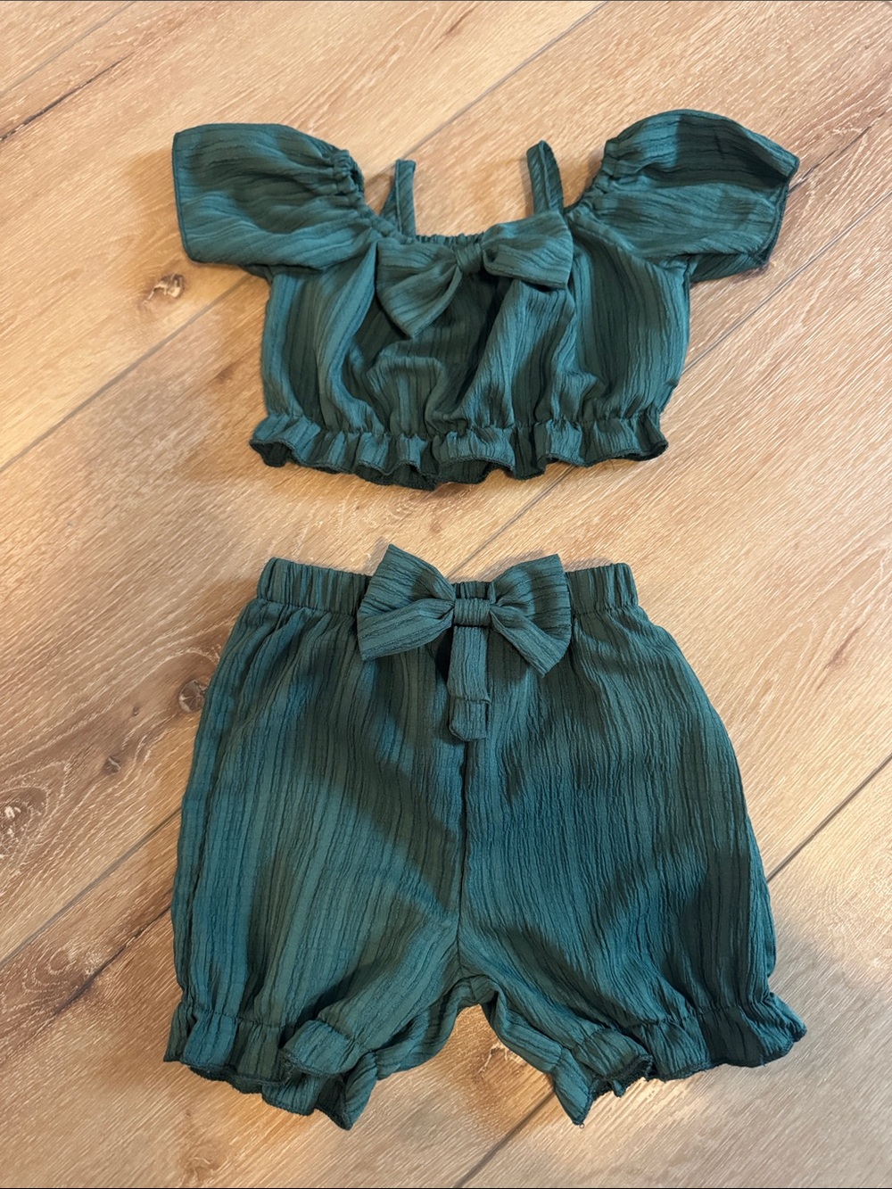 PatPat Dark Green Bow-Front Crop Top & Shorts Set 12-18 mo